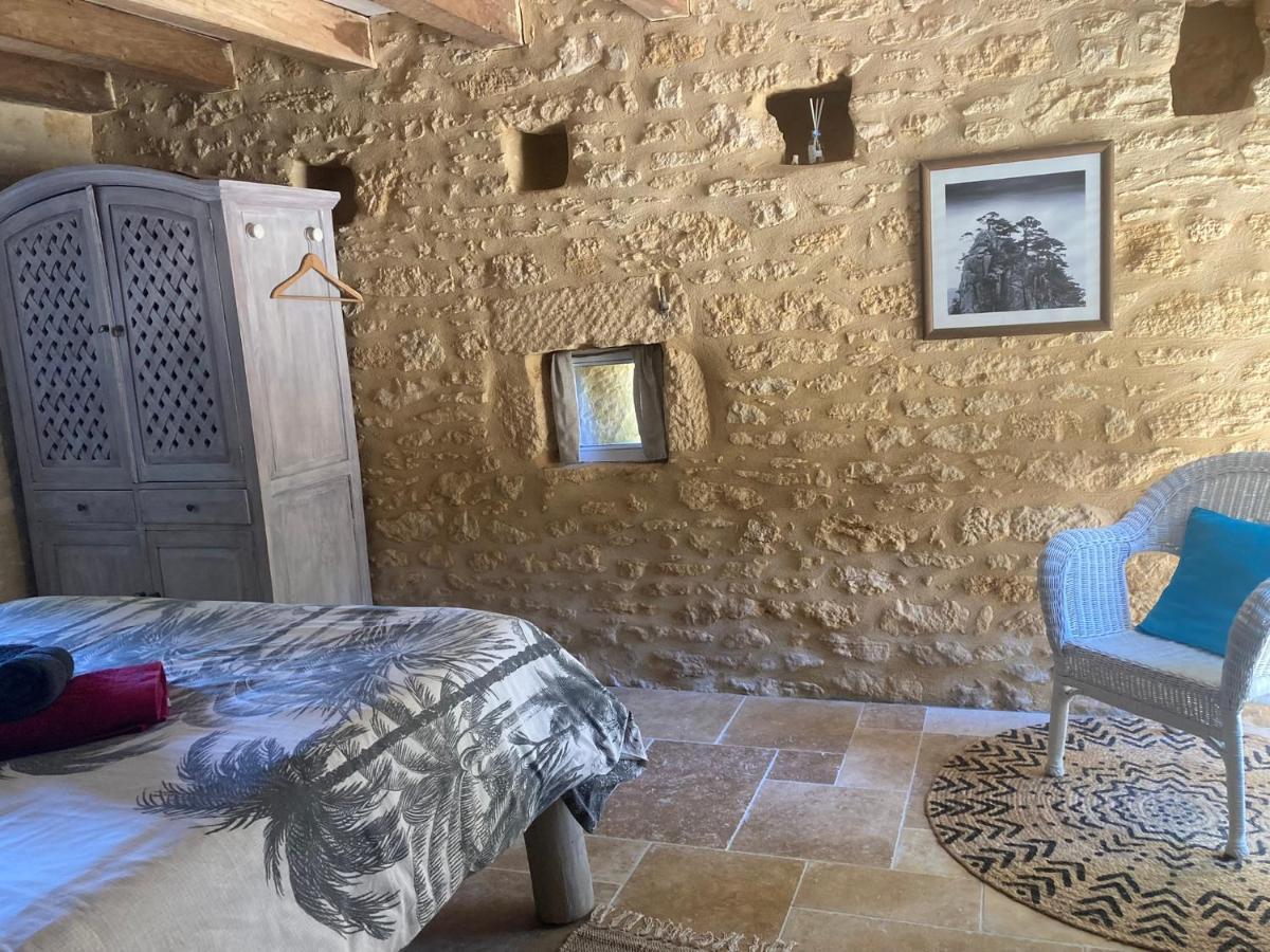 הוילה Sainte-Nathalène Logis Des 4 Fees Et Son Bain Nordique מראה חיצוני תמונה