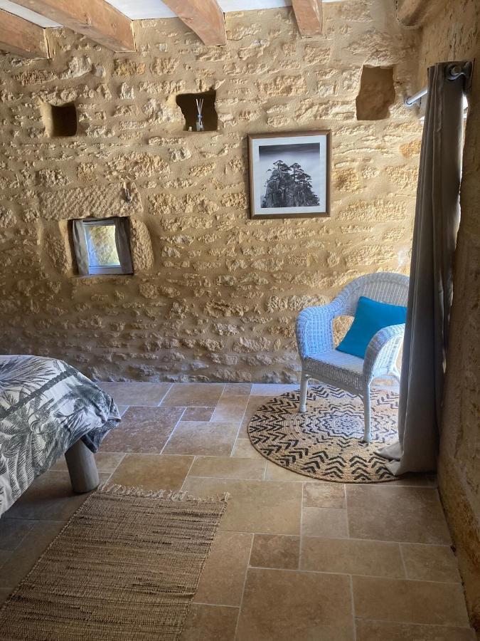 הוילה Sainte-Nathalène Logis Des 4 Fees Et Son Bain Nordique מראה חיצוני תמונה